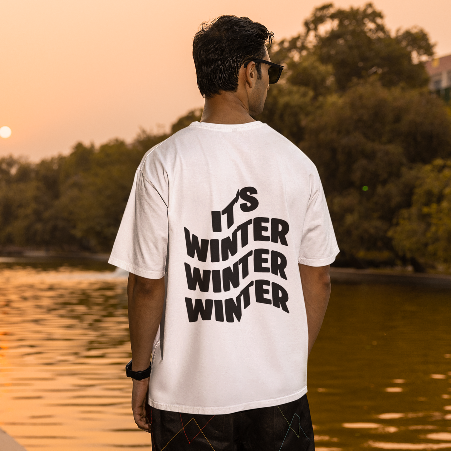 IT'S Winter - Oversized Tee !